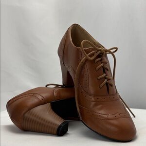 Refresh Women's Sz7.5 Chunky Heel Lace-Up Oxfords Pumps, Vintage Wingtip Brogue